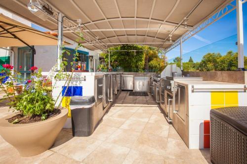 Art Lover's Paradise And Casita