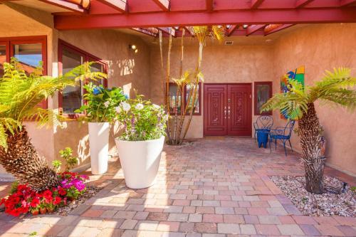 Art Lover's Paradise And Casita