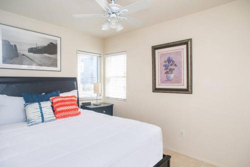 Apartamento Two-bedroom, One-bath Apt