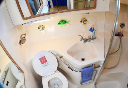 2 Bedroom Condo On The Water