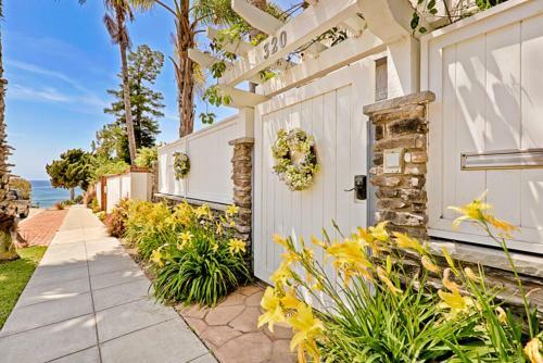 #320 - Seascape Haven Three-bedroom Holiday Home