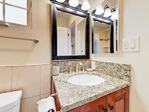 Apartamento 1731 Plum Street Condo Unit B