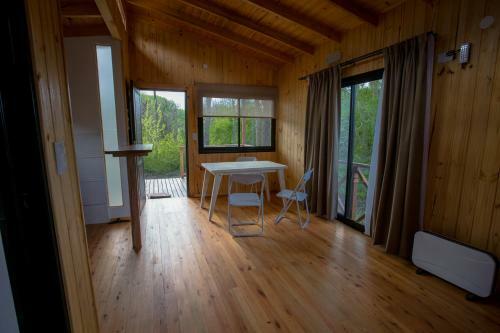 Lodge Viva La Pepa Caba�as Al R�o.