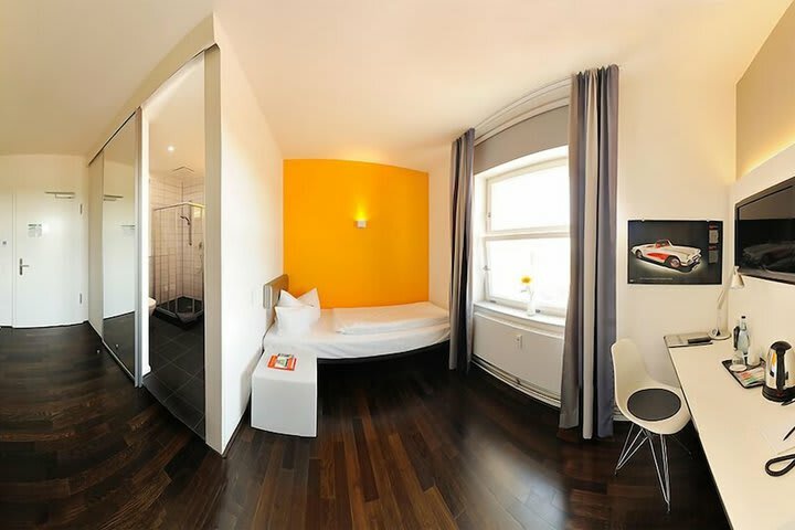 V8 Hotel Classic Motorworld Region Stuttgart