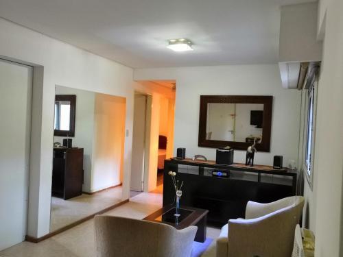 Apartamento Departamento Residencial Bien Conectado