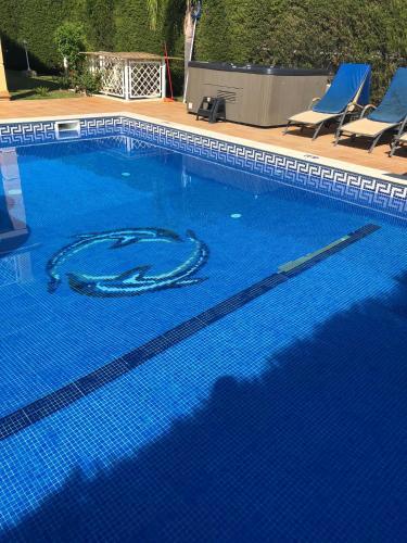 Villa Carisa Suites