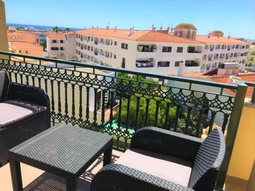 Oura Beach Sea View Apartment Coral