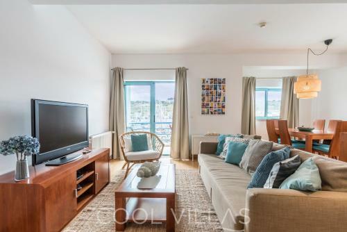 Marina Water View Apartment By Cool Villas
