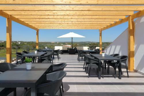 Hostal Sunfield Guest House