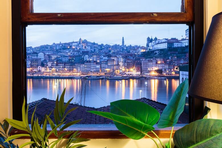 The House Of Sandeman - Hostel & Suites