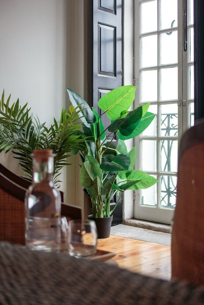 The House Of Sandeman - Hostel & Suites