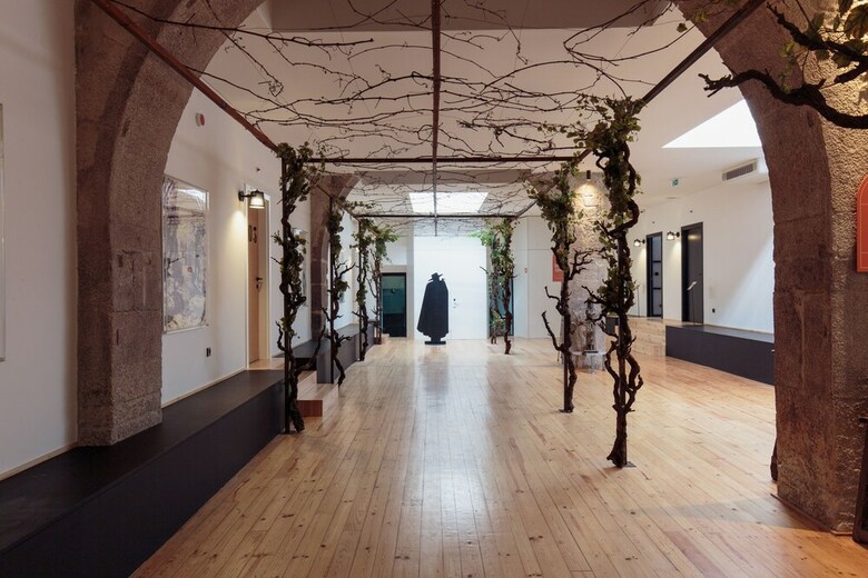The House Of Sandeman - Hostel & Suites