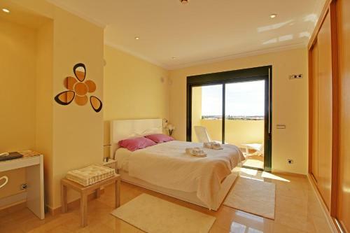 L' Olivier Apartment