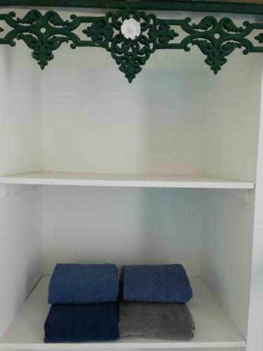 Marina Lounge Home