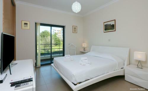 B23 - Encosta Apartment In Lagos Marina