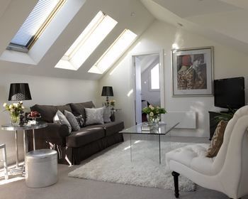 Hotel Andre's Mews Luxury Serviced Apartments