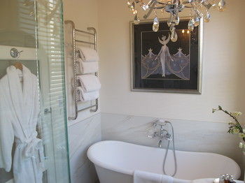 Hotel Andre's Mews Luxury Serviced Apartments
