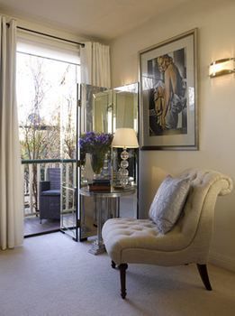 Hotel Andre's Mews Luxury Serviced Apartments