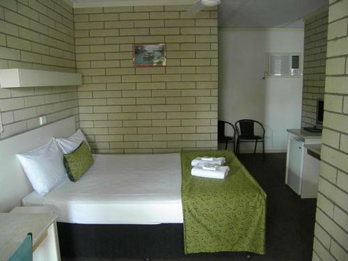 Hotel 7th Street Motel