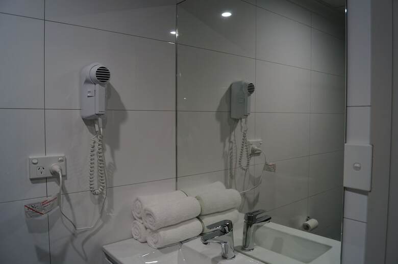 Royal Exhibition Hotel