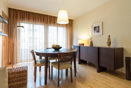 Bmyguest - Oporto Garage Apartment