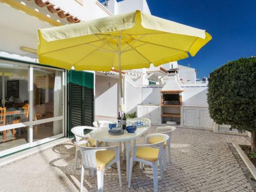 Holiday Home Manta Rota 450m From The Beach