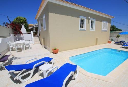 Praia Do Carvoeiro Villa Sleeps 6 Pool
