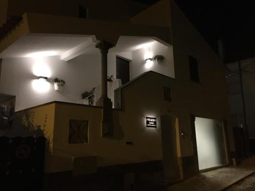 Art 4 You Cascais Hostel & Suites