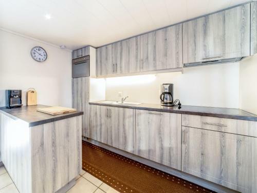 Holiday Home Noordzeepark Zeewind 2.2