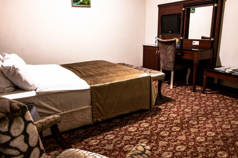 Atropat Hotel
