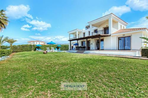 Villa 382