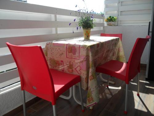 Apartamento Sunshine Apts, Two Bedroom , Free Internet, No 3