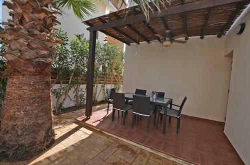 Villa Amara - 3 Bed Villa With Shared Pool Idyllic Ayia Thekla