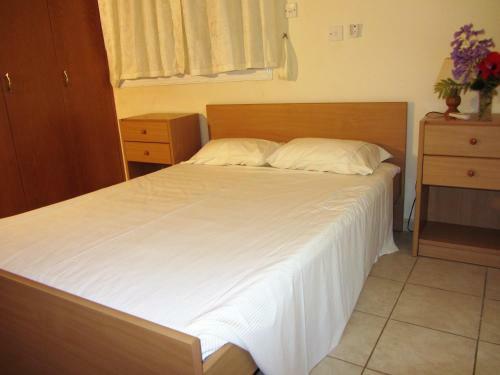 Malama Town House
