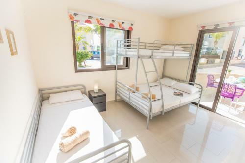 Kapparis Kyklades Ground Floor Apartment