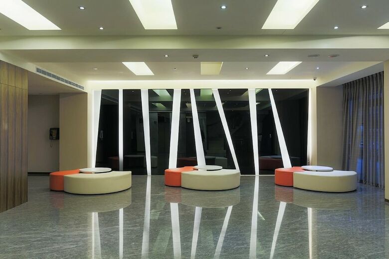 Hotel City