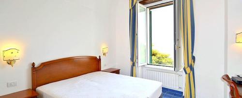Amalfi Villa Sleeps 24 Pool Air Con Wifi