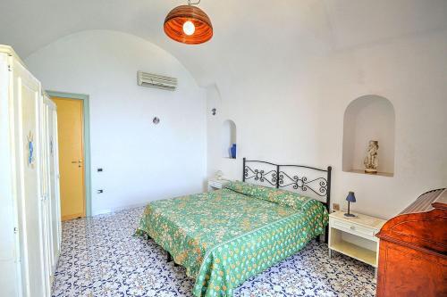 Amalfi Villa Sleeps 8 Air Con Wifi