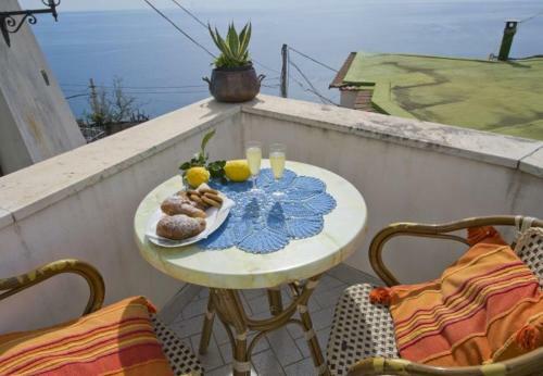 Amalfi Apartment Sleeps 3
