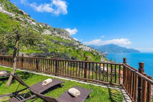 Amalfi Villa Sleeps 12 Pool Air Con Wifi