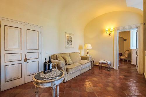 Amalfi Villa Sleeps 12 Pool Air Con Wifi