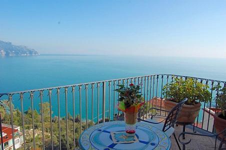 Amalfi Villa Sleeps 12 Pool Air Con Wifi