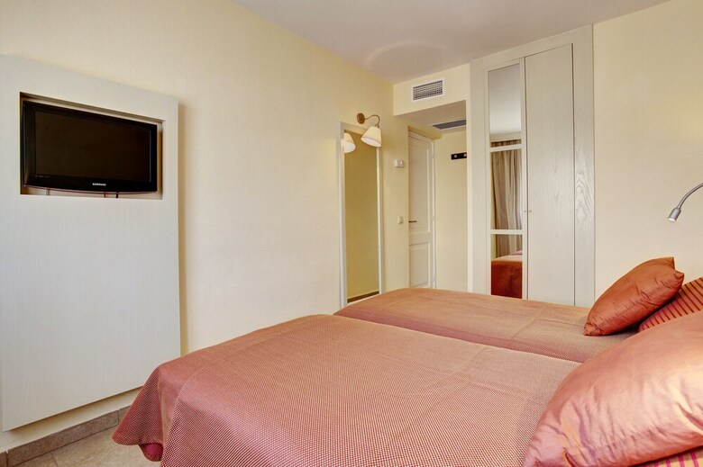 Aparthotel Grupotel Tamariscos
