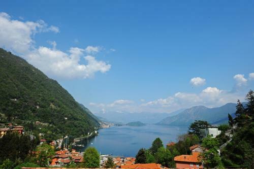 Argegno Apartment Sleeps 8 Pool T421308