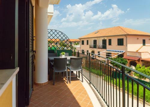 Mare Apartments