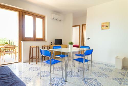 Mare Apartments