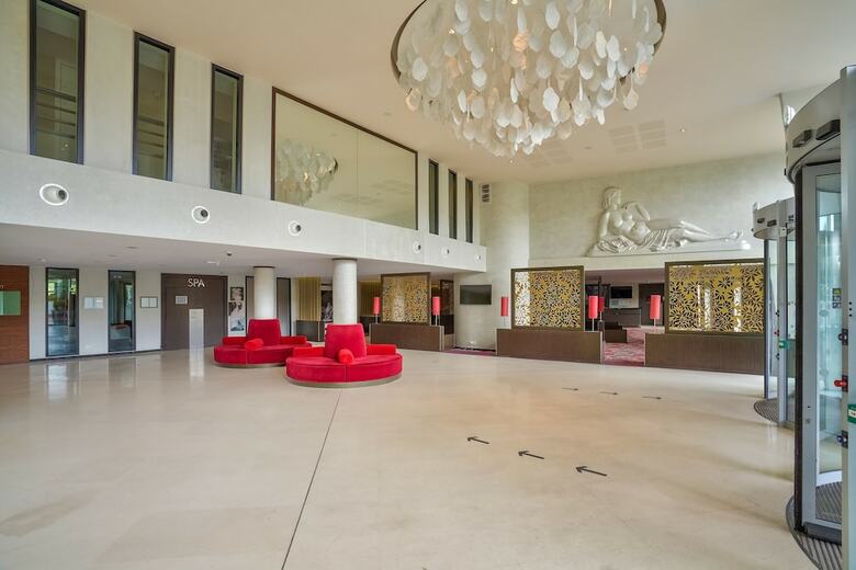 Hotel Zenitude Relais & Spa - Paris Charles de Gaulle