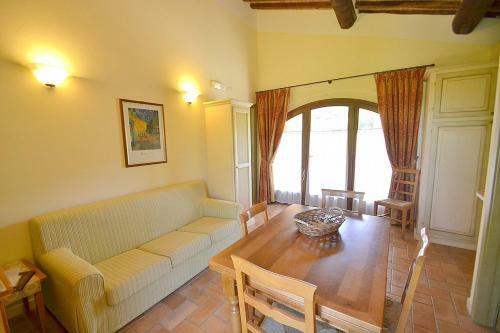 Casole D'elsa Villa Sleeps 4 Pool Air Con Wifi