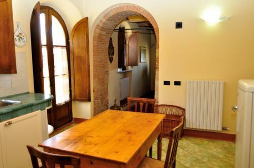 Casole D'elsa Villa Sleeps 11 Pool Wifi