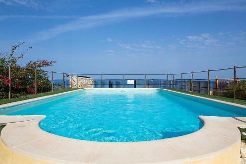 Casteldaccia Villa Sleeps 10 Pool Air Con Wifi